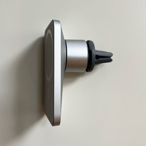 Belkin MagSafe Car Vent Mount